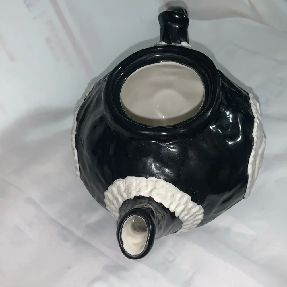 RARE! Jonathan Adler neo-classical NAÎVITÉ modern TEAPOT near mint!